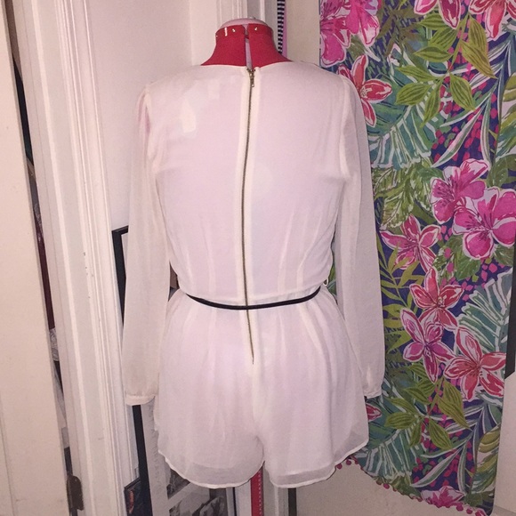 Forever 21 Contemporary Belted Romper - Picture 4 of 5